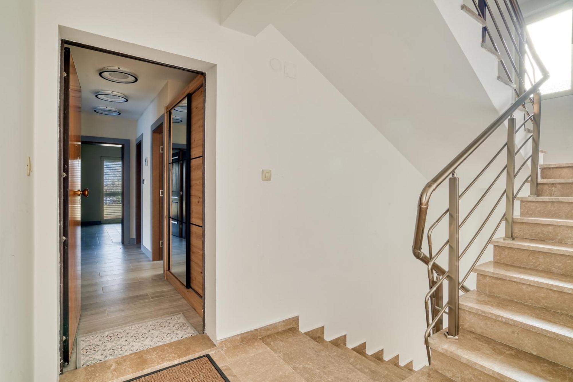Luxurious 3-Bedroom Apartment By Mn Property Kotor Buitenkant foto
